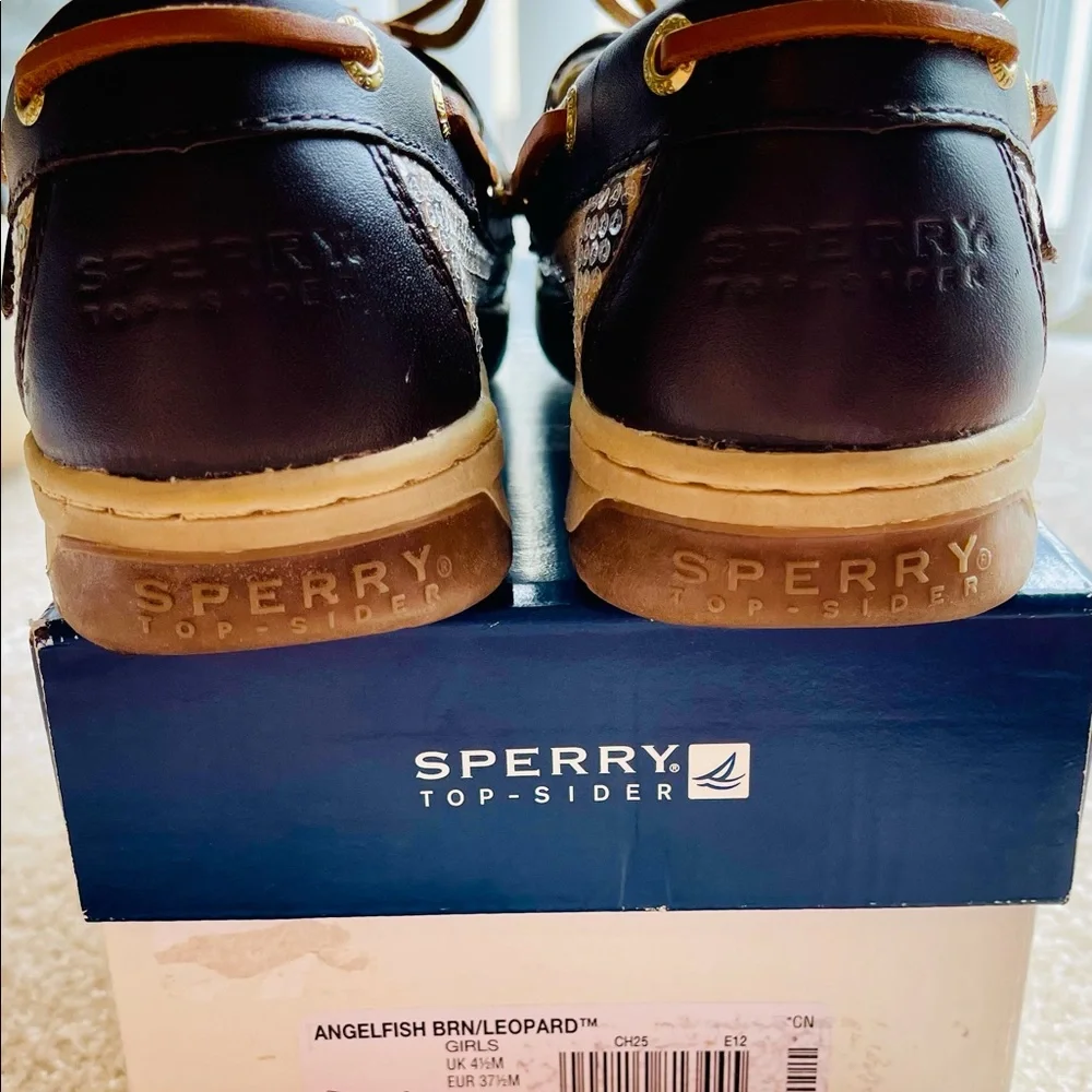 Sperry Top-Sider, Girls Size 5, New In Box, Preppy, Perfect Gift 🎁